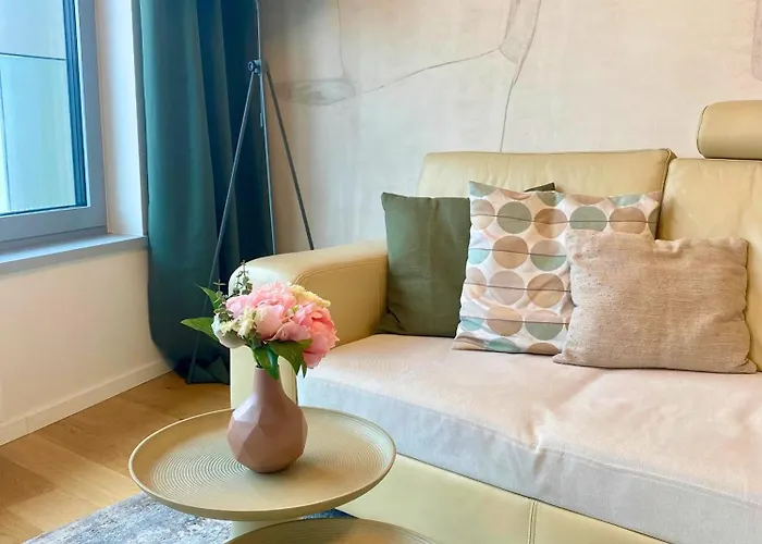 Luxury In Skypark Residence, 26th Floor - Castle View, Parking Free Apartament Bratysława