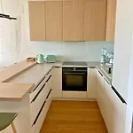 Luxury In Skypark Residence, 26th Floor - Castle View, Parking Free * Bratislava