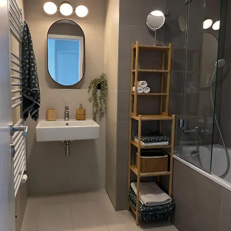 Luxury In Skypark Residence, 26th Floor - Castle View, Parking Free * ברטיסלאבה