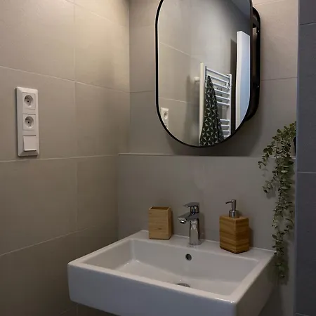 Luxury In Skypark Residence, 26th Floor - Castle View, Parking Free * ברטיסלאבה